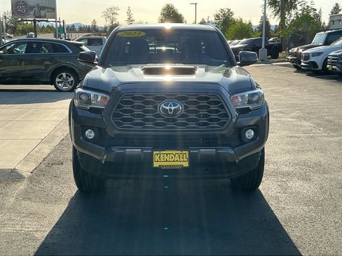 Used 2023 Toyota Tacoma TRD Sport w/ Advanced Technology Package AWD/4WD image 8