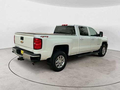 Used 2015 Chevrolet Silverado 3500 LT w/ LT Convenience Package AWD/4WD image 5