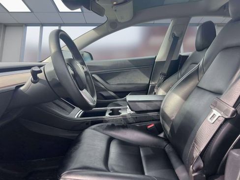Used 2021 Tesla Model 3 Standard Range Plus RWD image 16