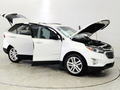 Used 2018 Chevrolet Equinox Premier image 9