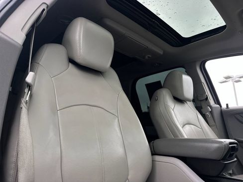 Used 2017 GMC Acadia Limited SLT image 19