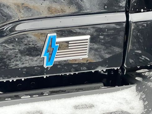New 2025 Ford F150 Lightning XLT AWD/4WD image 6
