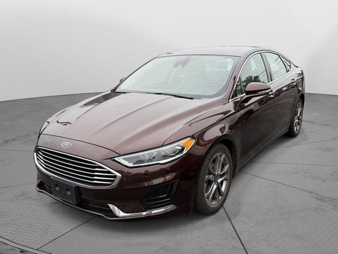 Used 2019 Ford Fusion SEL FWD image 3
