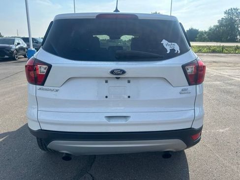Used 2019 Ford Escape SE FWD image 6
