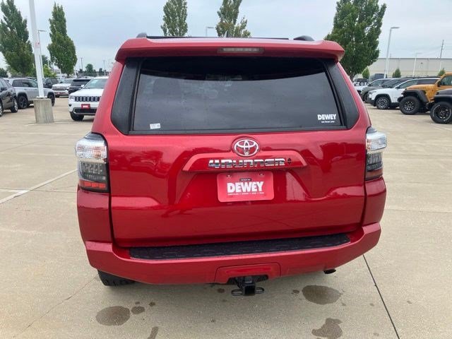 Used 2022 Toyota 4Runner SR5 Premium AWD/4WD image 7