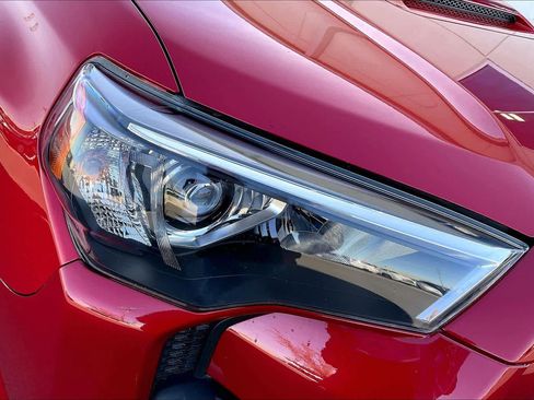 Used 2023 Toyota 4Runner TRD Off-Road Premium w/ Off Road Premium Plus Package image 26