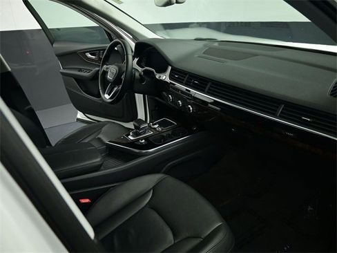 Used 2017 Audi Q7 3.0T Premium Plus image 25