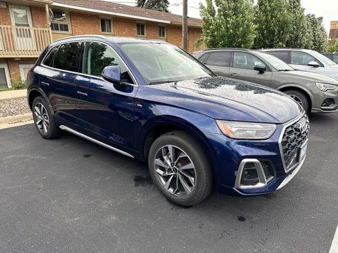 Used 2023 Audi Q5 2.0T Premium w/ Convenience Package AWD/4WD image 8