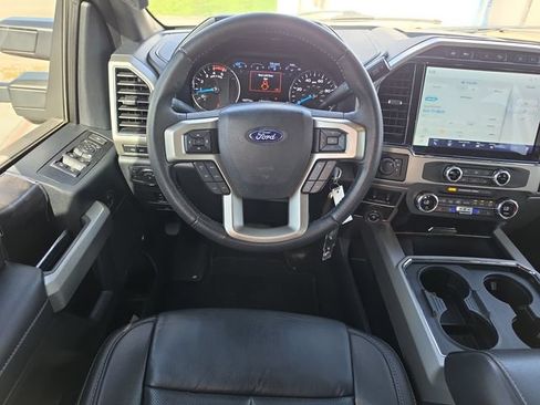 Used 2022 Ford F250 Lariat w/ Chrome Package AWD/4WD image 8