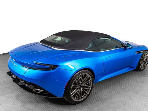 Used 2024 Aston Martin DB12 Convertible RWD image 6