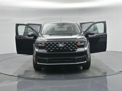 New 2026 Ford Maverick XLT image 29