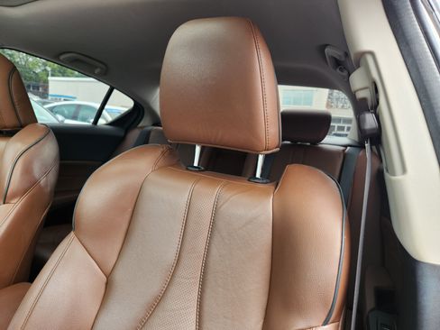 Used 2019 Acura ILX FWD image 11