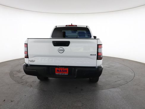 Used 2024 Nissan Frontier S AWD/4WD image 11