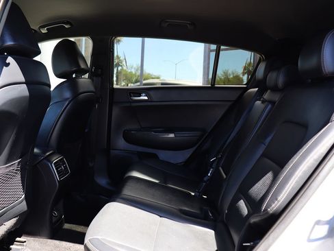 Used 2020 Kia Sportage S FWD image 30