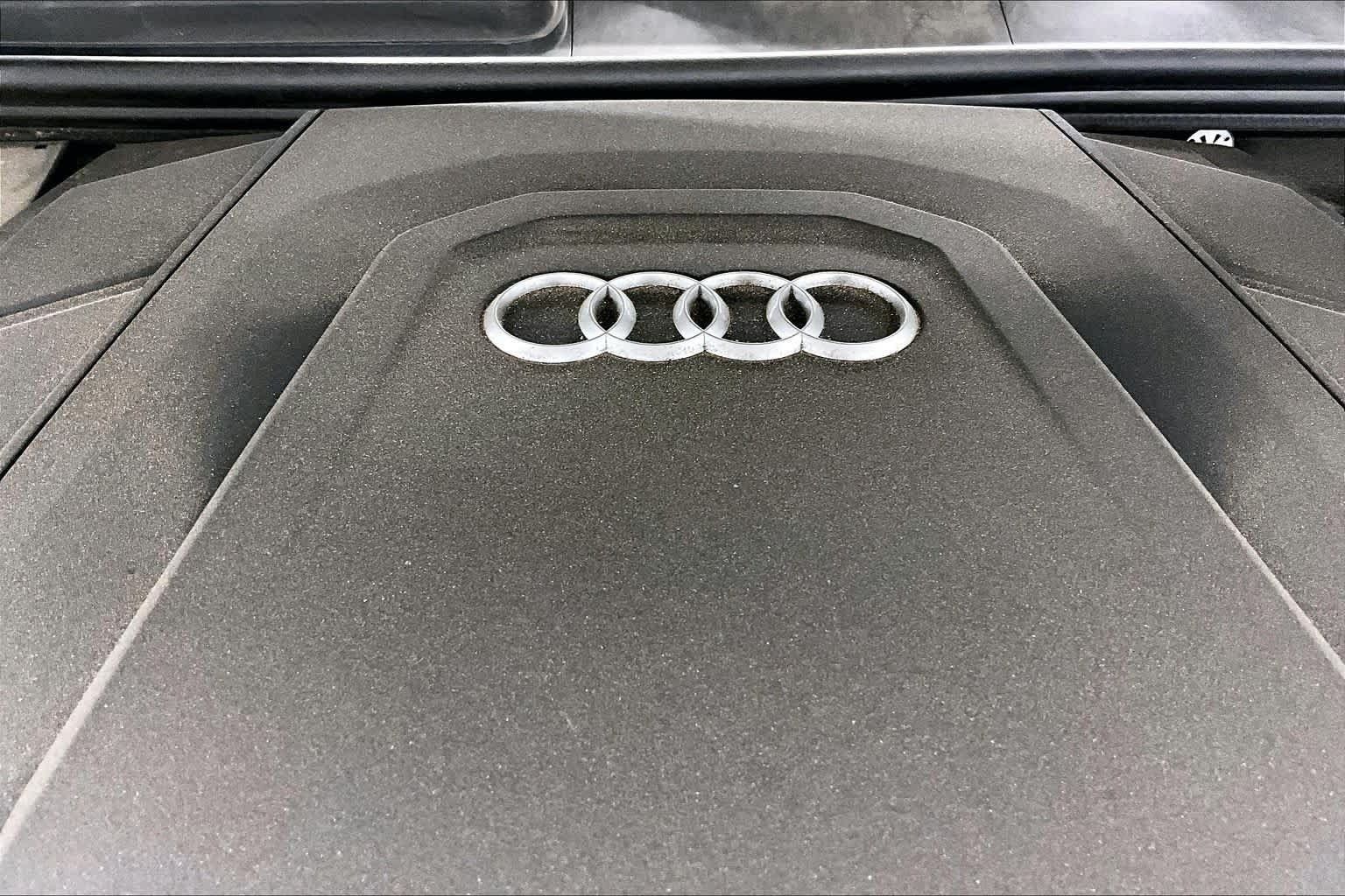 Used 2023 Audi Q7 3.0T Premium Plus w/ Premium Plus Package AWD/4WD image 31