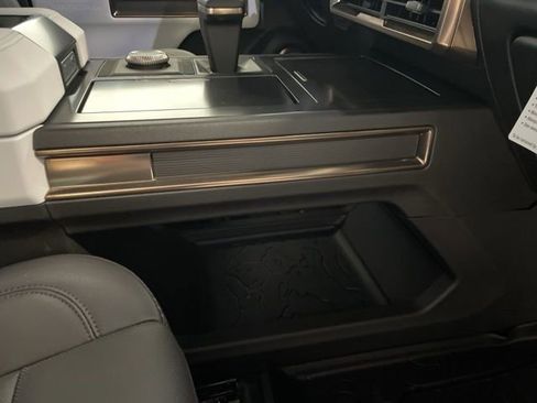 New 2025 GMC Hummer EV 2X AWD/4WD image 49