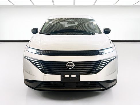 Used 2025 Nissan Murano SV FWD image 2