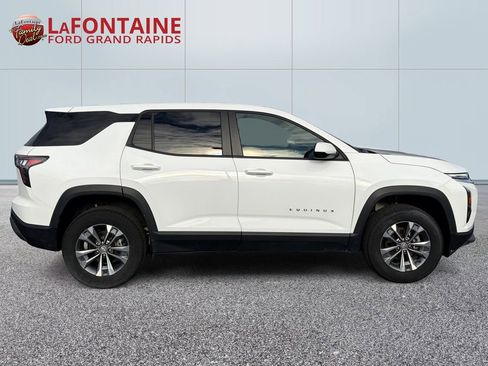 Used 2025 Chevrolet Equinox LT image 8