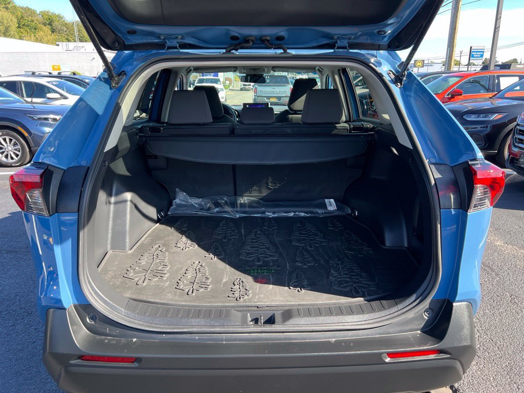 Used 2023 Toyota RAV4 AWD Hybrid image 24