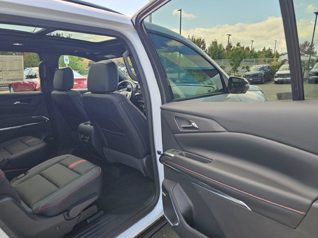 New 2027 Chevrolet Traverse RS AWD/4WD image 15