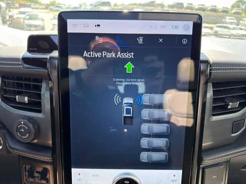 Used 2023 Ford F150 Lightning Platinum AWD/4WD image 36