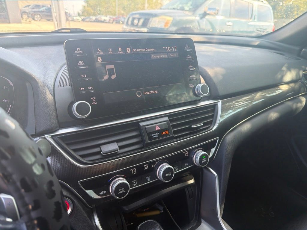 Used 2019 Honda Accord Sport image 4