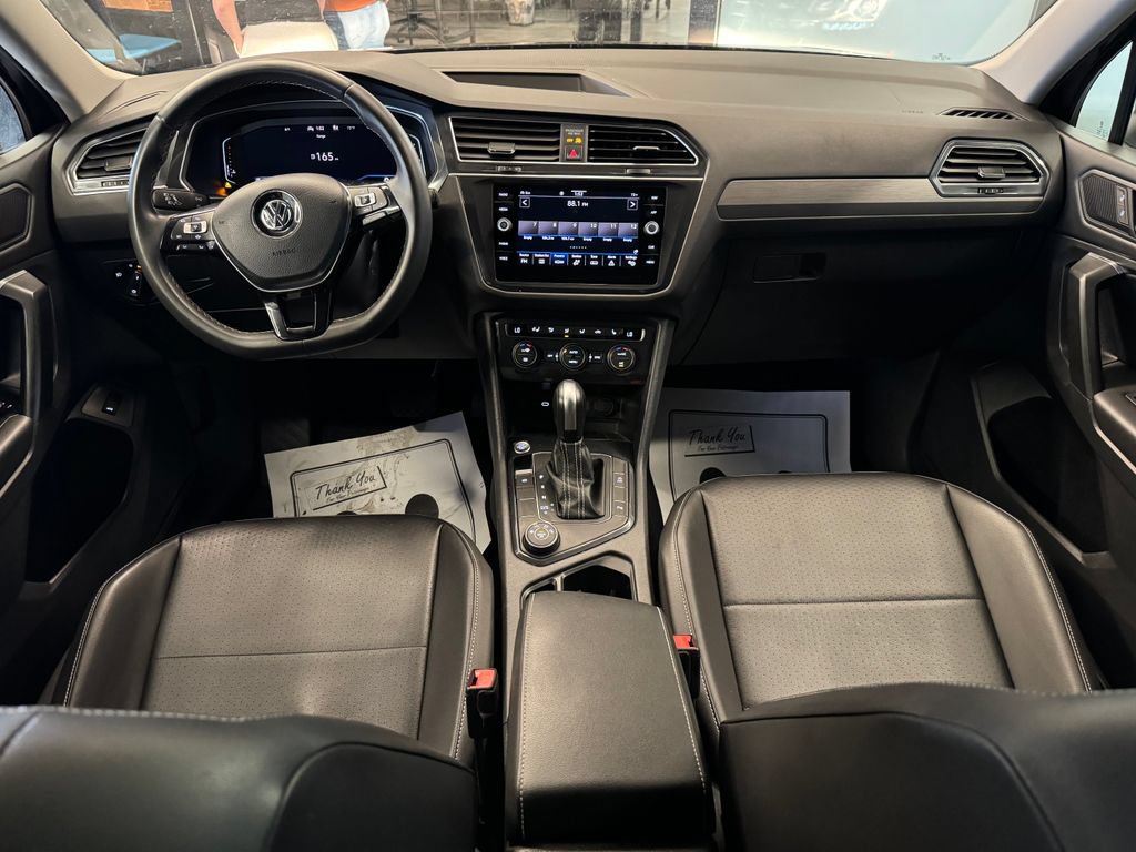 Used 2021 Volkswagen Tiguan SEL w/ 3rd Row Seat Package AWD/4WD image 9