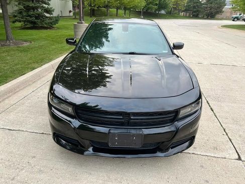 Used 2015 Dodge Charger SXT image 14