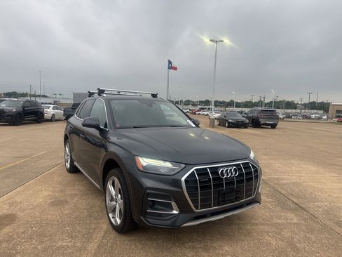 Used 2021 Audi Q5 2.0T Premium Plus w/ Premium Plus Package AWD/4WD image 1