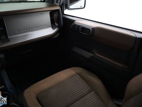 Used 2022 Ford Bronco Outer Banks AWD/4WD image 23