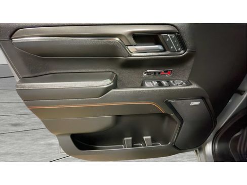 Used 2024 GMC Sierra 1500 AT4 w/ AT4 Premium Package AWD/4WD image 10