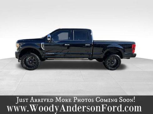 Used 2017 Ford F250 Platinum w/ Platinum Ultimate Package image 3
