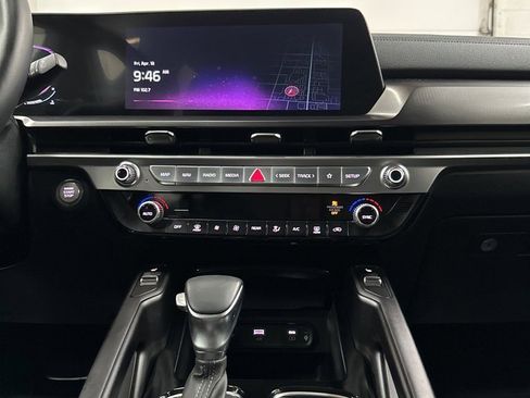 Used 2025 Kia Telluride S image 23