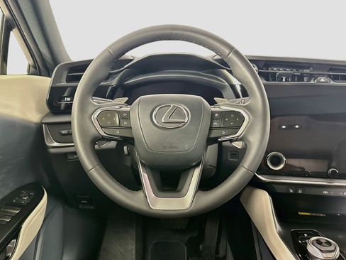 Used 2023 Lexus RZ 450e Premium w/ Technology Package AWD/4WD image 18