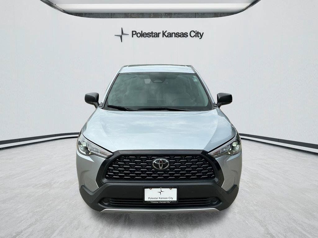 Used 2023 Toyota Corolla Cross L FWD image 9