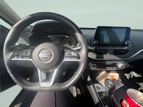 Used 2019 Nissan Altima 2.5 SV AWD/4WD image 18