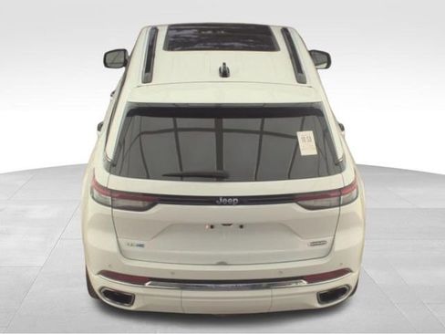 Used 2022 Jeep Grand Cherokee Overland image 5