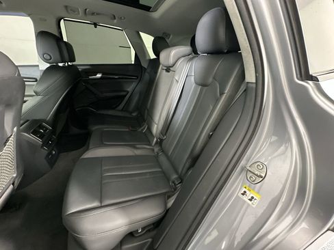 Used 2019 Audi Q5 Prestige w/ Premium Plus Package AWD/4WD image 23