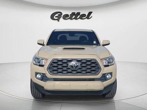 Certified 2020 Toyota Tacoma TRD Sport AWD/4WD image 2