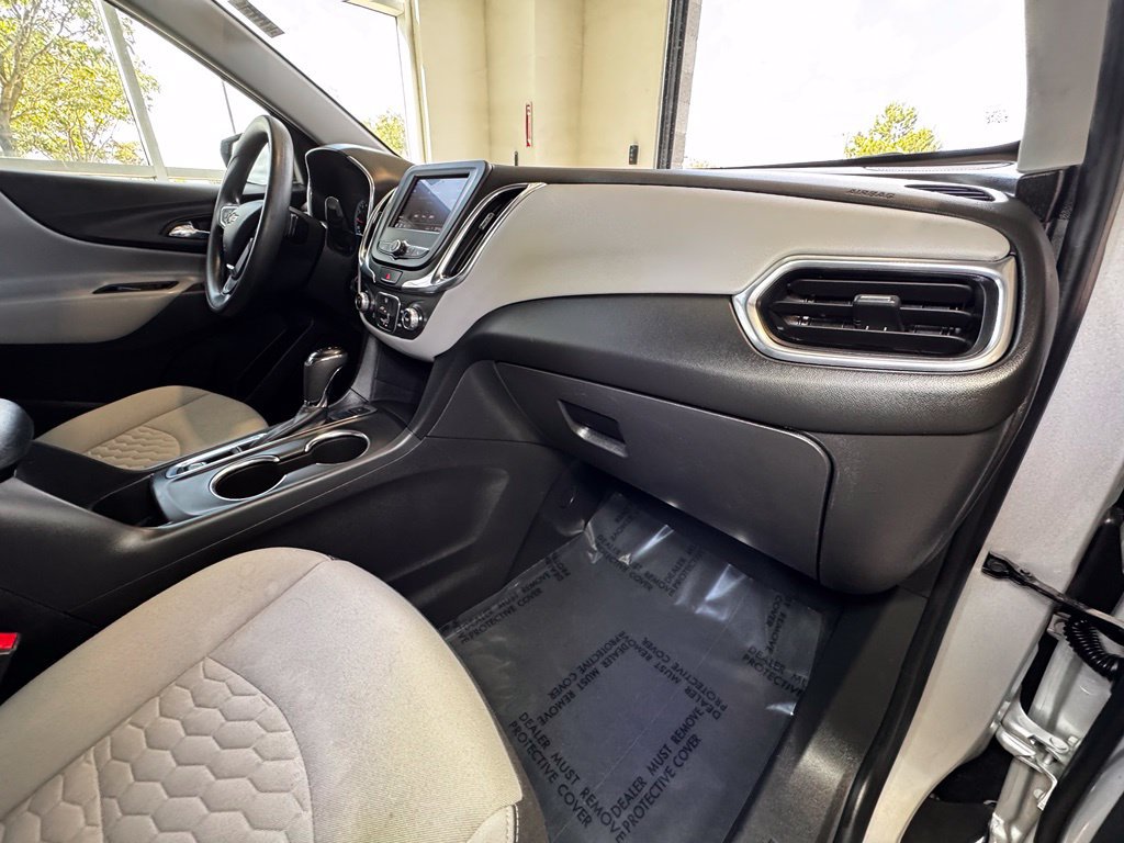 Used 2021 Chevrolet Equinox LS w/ LS Convenience Package AWD/4WD image 43