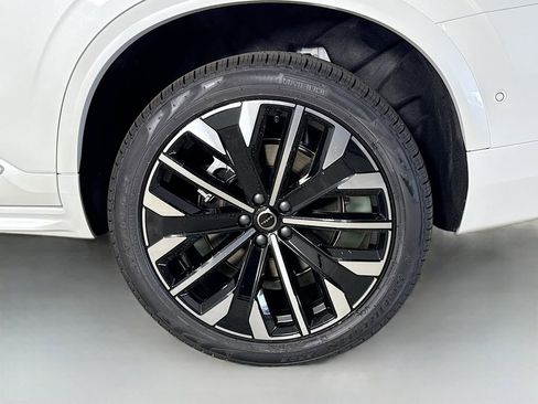 New 2026 Volvo XC90 B6 Ultra w/ Protection Package AWD/4WD image 34