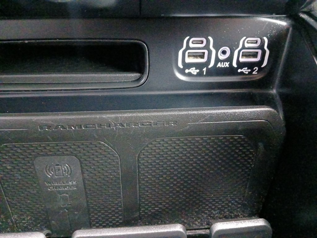 Used 2024 RAM 2500 Limited AWD/4WD image 6