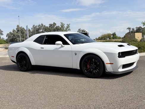 Used 2022 Dodge Challenger SRT Hellcat RWD image 5