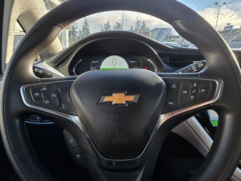 Used 2020 Chevrolet Bolt LT image 28