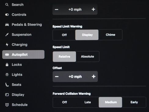 Used 2023 Tesla Model X Plaid image 39