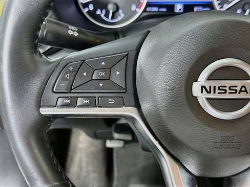 Used 2023 Nissan Sentra SV w/ SV Premium Package FWD image 21