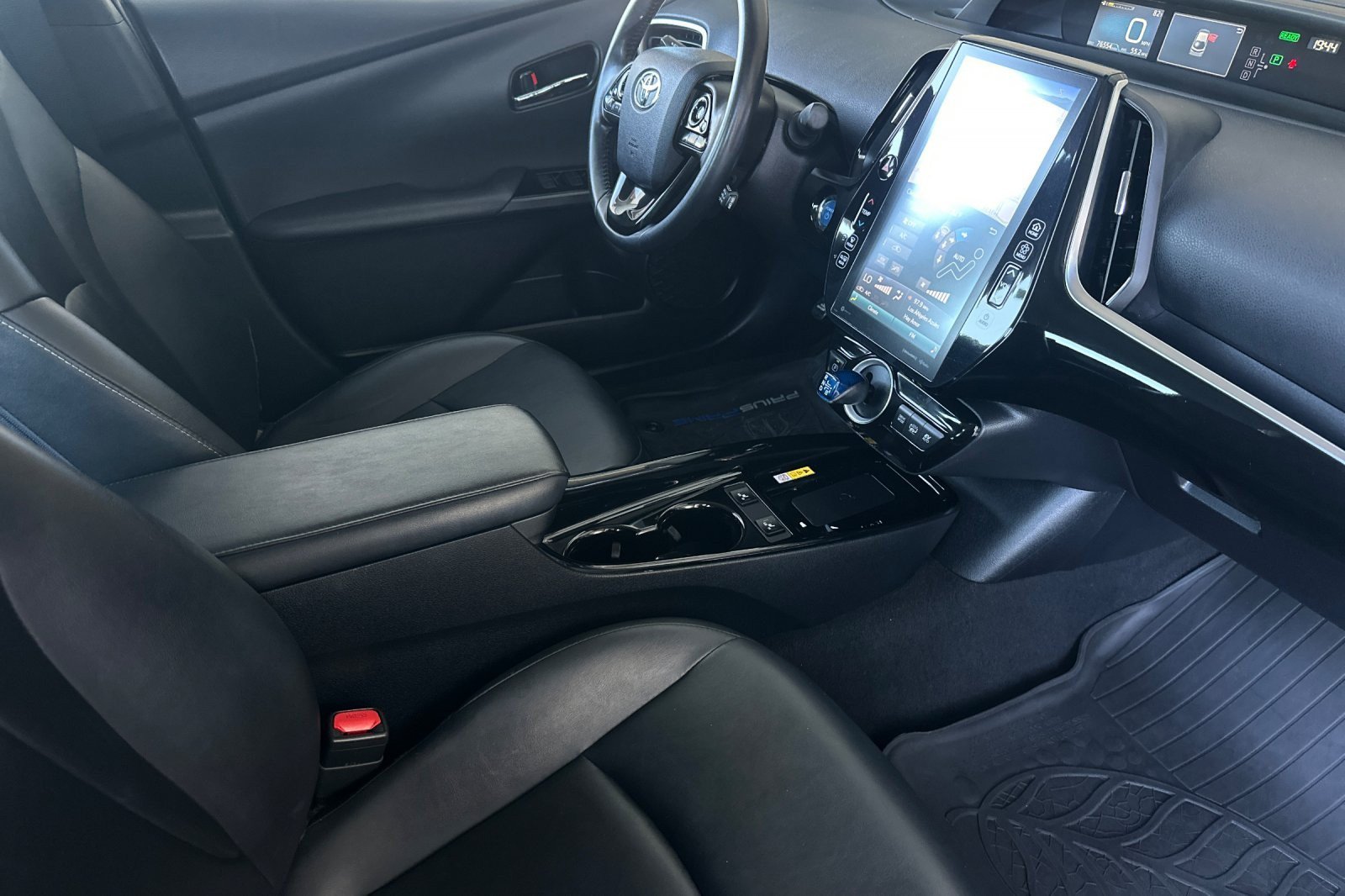 Certified 2020 Toyota Prius Prime XLE FWD image 14