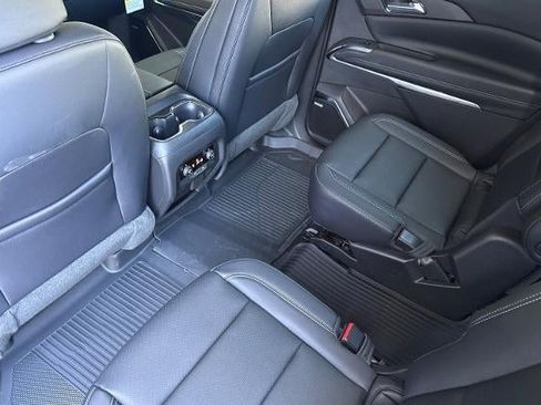 New 2026 Chevrolet Traverse LT w/ Enhanced Driving Package AWD/4WD image 12