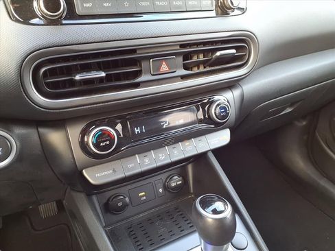 Used 2022 Hyundai Kona Limited w/ Cargo Package image 5