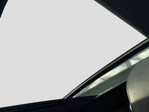 Used 2023 Jeep Compass Limited w/ Elite Group image 12